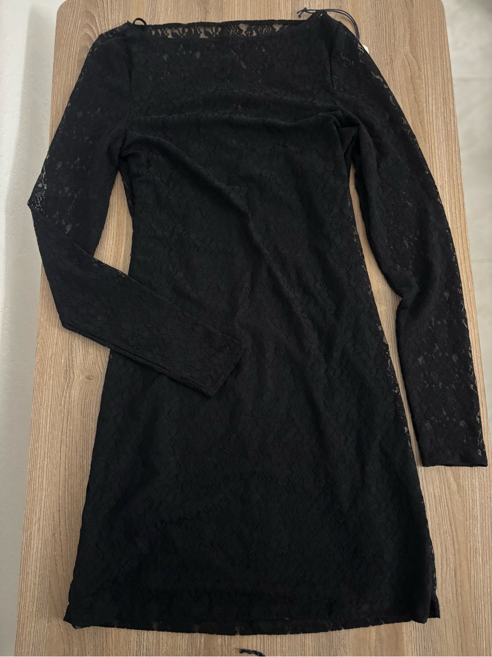 Abercrombie & Fitch Black Lace Long-Sleeve Sheath Dress